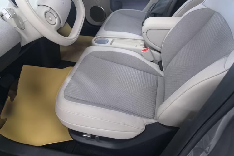 Used firefly 2025 Free Edition Left Front Seat