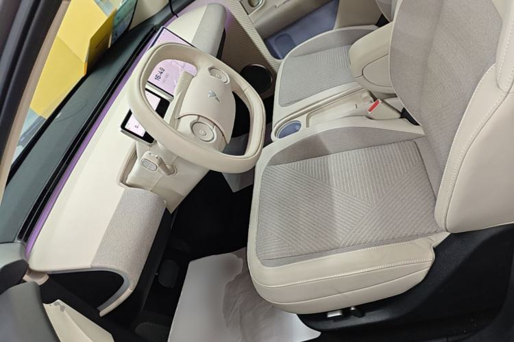 Used firefly 2025 Free Edition Left Front Seat