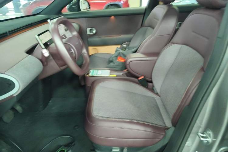 Used firefly 2025 Free Edition Left Front Seat
