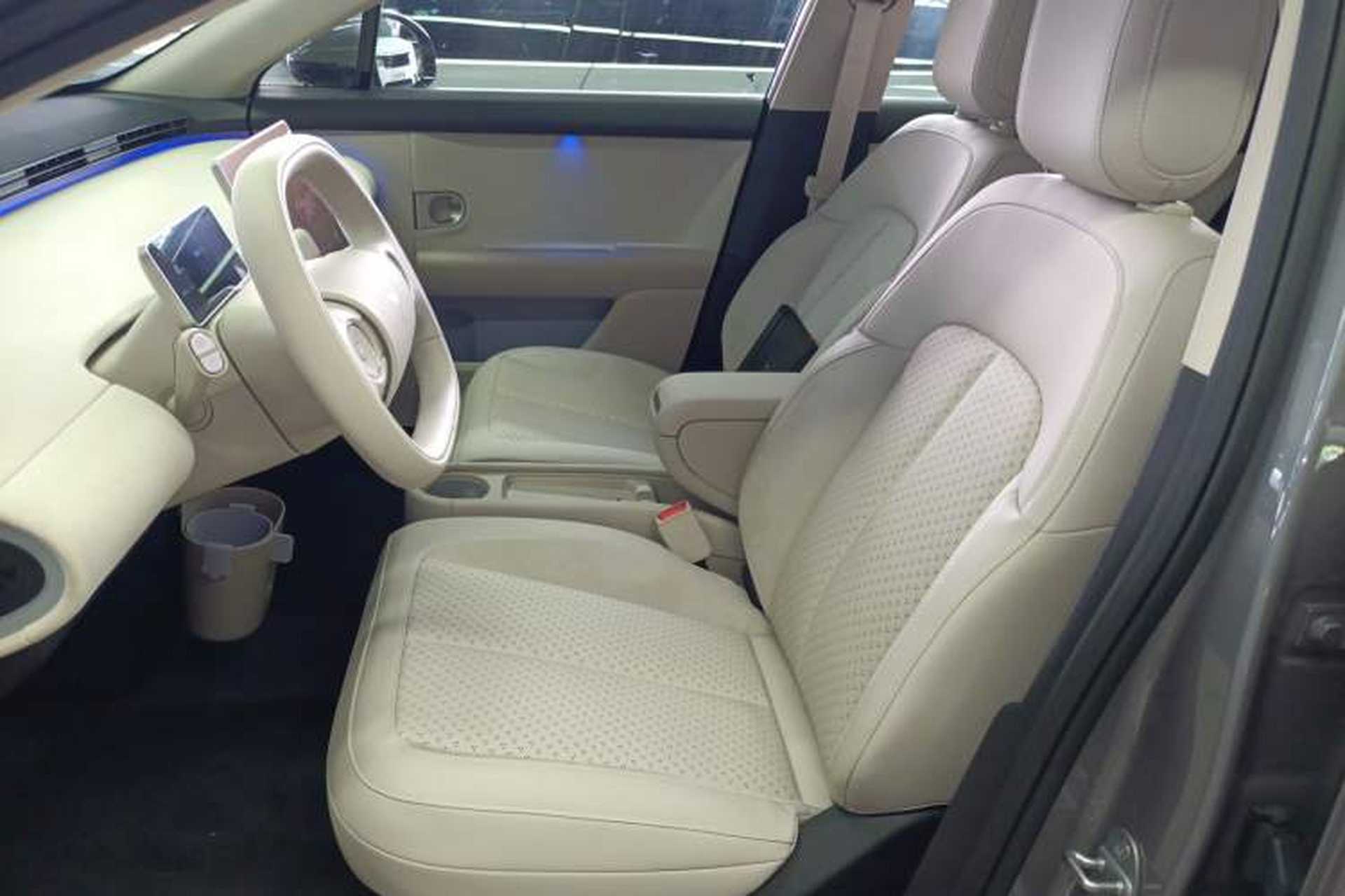 Used firefly 2025 Illuminated Edition Left Front Seat