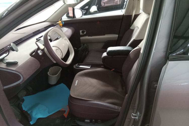 Used firefly 2025 Illuminated Edition Left Front Seat