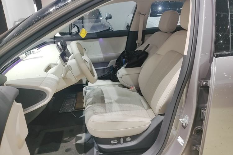 Used firefly 2025 Illuminated Edition Left Front Seat