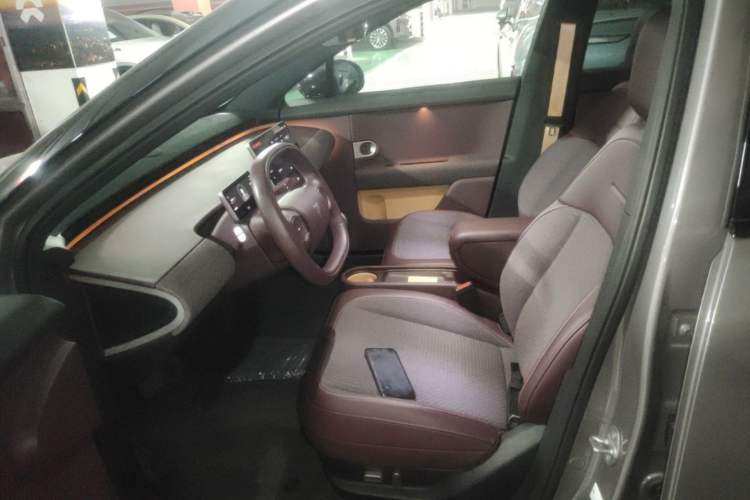 Used firefly 2025 Free Edition Left Front Seat