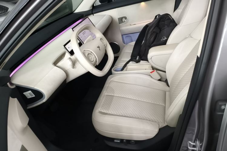 Used firefly 2025 Illuminated Edition Left Front Seat