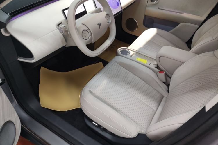 Used firefly 2025 Illuminated Edition Left Front Seat