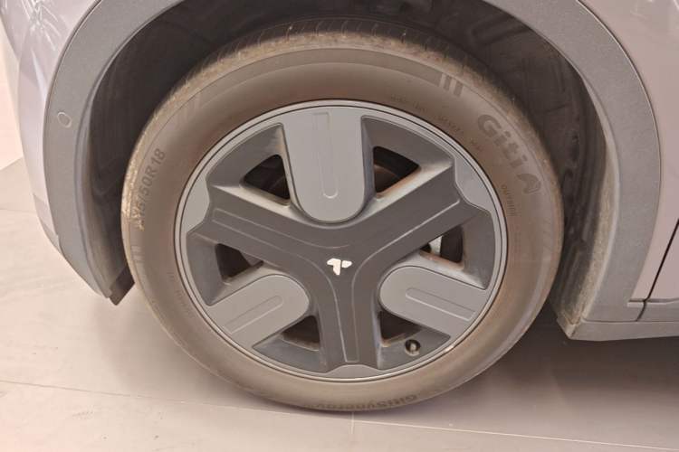 Used firefly 2025 Free Edition Left Front Wheel Hub