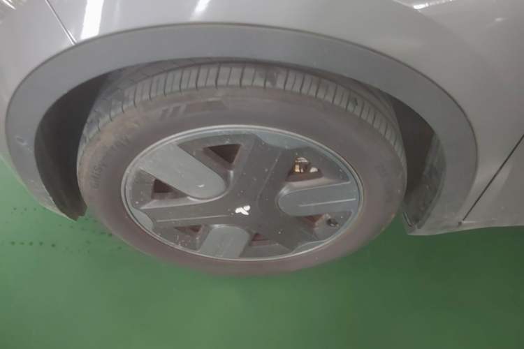 Used firefly 2025 Illuminated Edition Left Front Wheel Hub