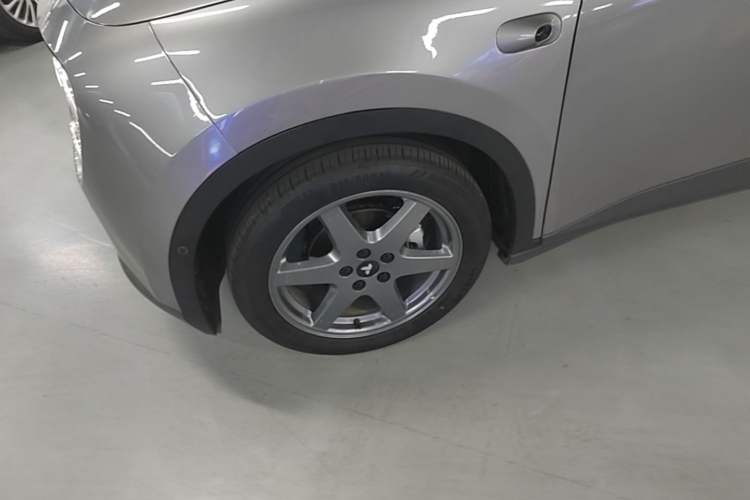 Used firefly 2025 Illuminated Edition Left Front Wheel Hub