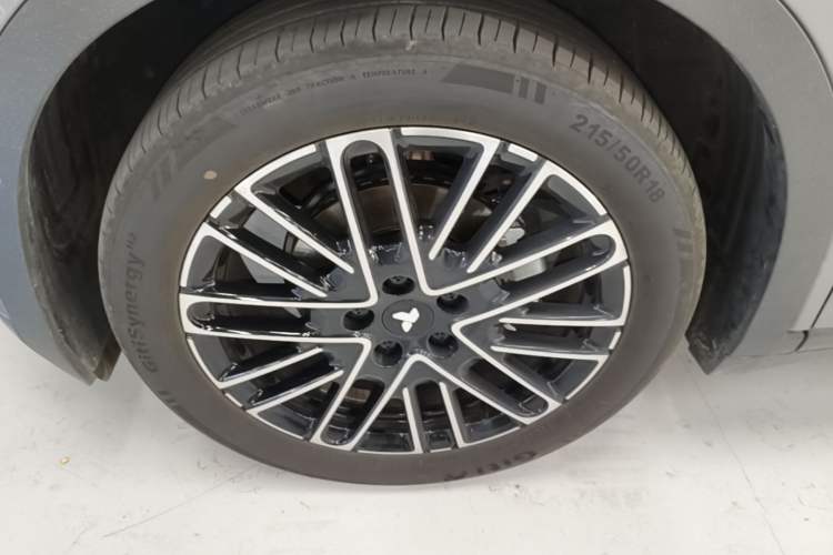 Used firefly 2025 Free Edition Left Front Wheel Hub