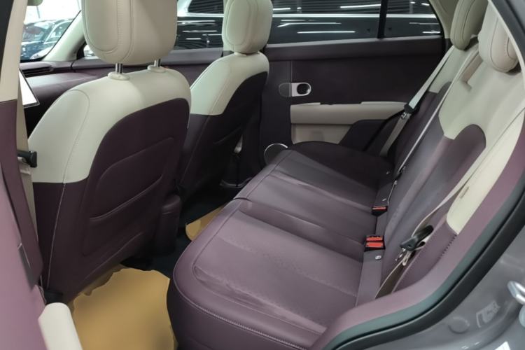 Used firefly 2025 Illuminated Edition Left Rear Seat