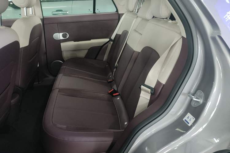 Used firefly 2025 Illuminated Edition Left Rear Seat