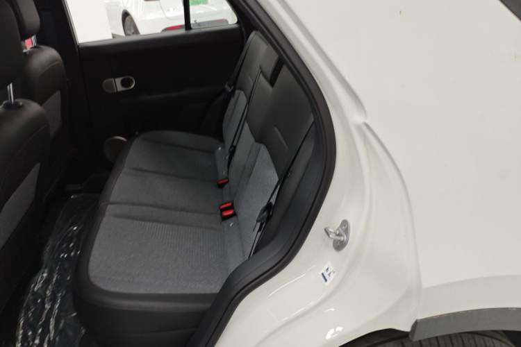 Used firefly 2025 Free Edition Left Rear Seat