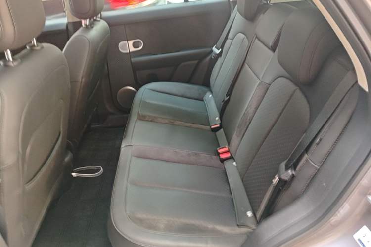 Used firefly 2025 Illuminated Edition Left Rear Seat