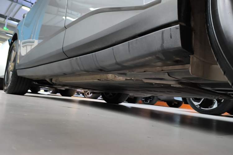 Used firefly 2025 Free Edition Left Side Sill