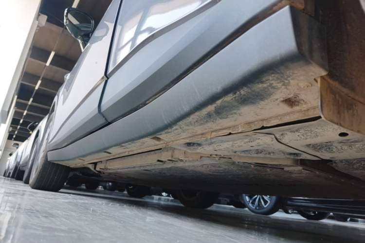 Used firefly 2025 Free Edition Left Side Sill