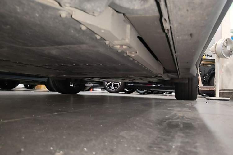 Used firefly 2025 Illuminated Edition Left Side Sill