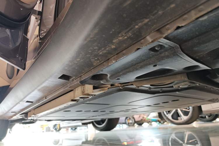 Used firefly 2025 Illuminated Edition Left Side Sill