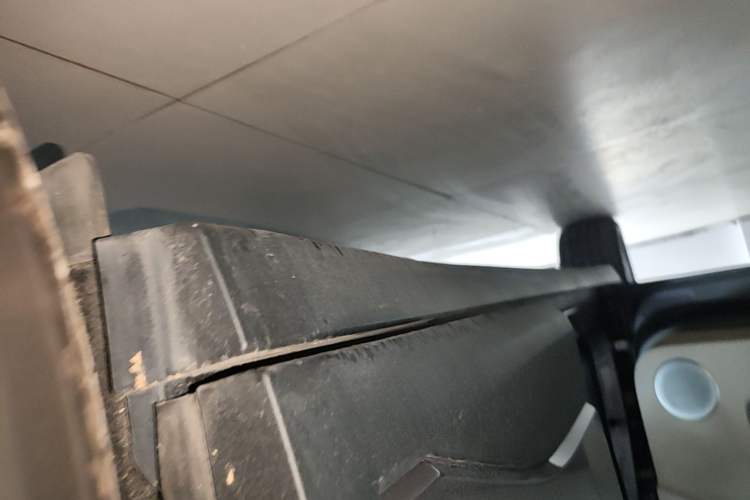 Used firefly 2025 Illuminated Edition Left Side Sill