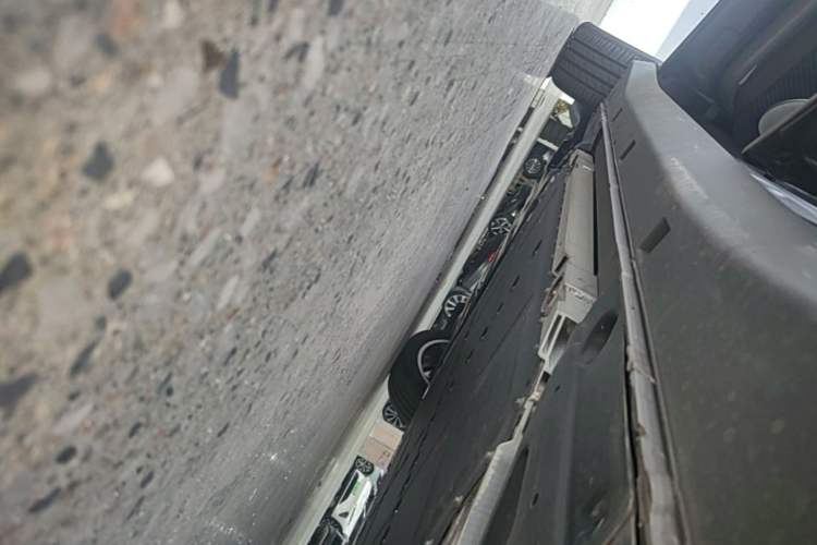 Used firefly 2025 Free Edition Left Side Sill