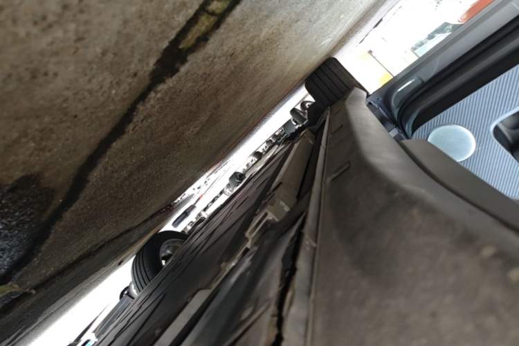 Used firefly 2025 Illuminated Edition Left Side Sill