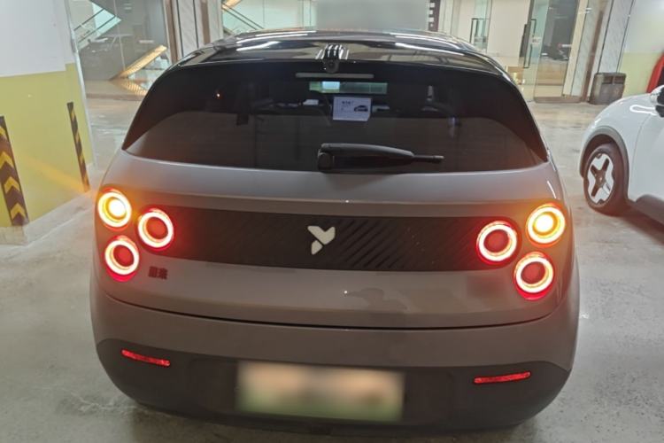 Used firefly 2025 Illuminated Edition Rear