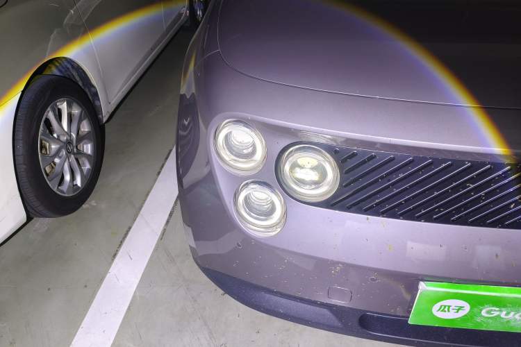 Used firefly 2025 Illuminated Edition Right Front Headlight