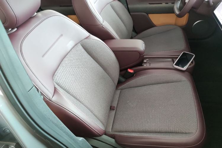 Used firefly 2025 Free Edition Right Front Seat