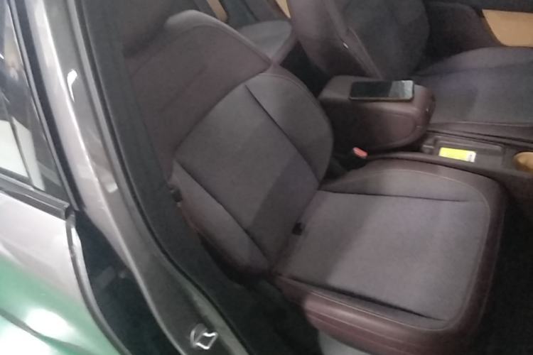 Used firefly 2025 Free Edition Right Front Seat