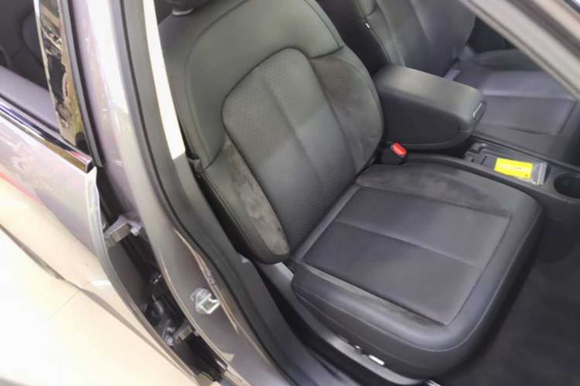 Used firefly 2025 Illuminated Edition Right Front Seat