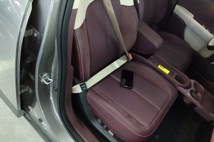 Used firefly 2025 Illuminated Edition Right Front Seat