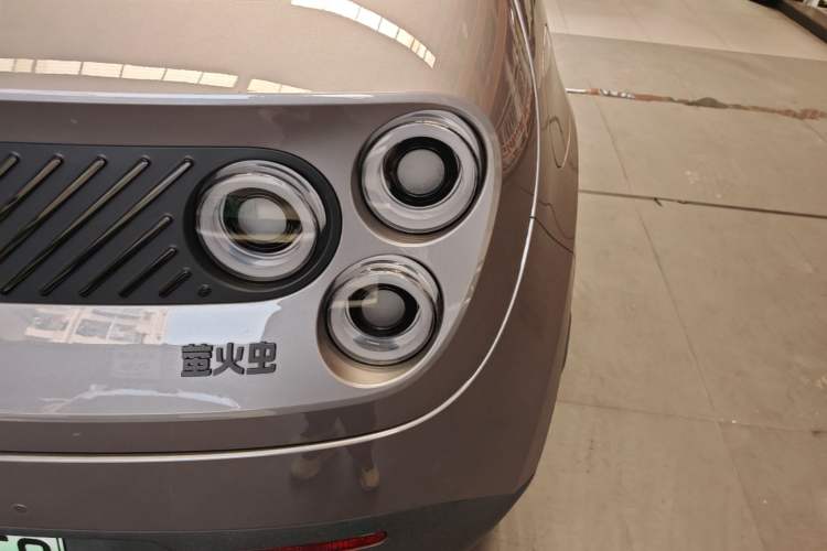 Used firefly 2025 Free Edition Right Rear Taillight