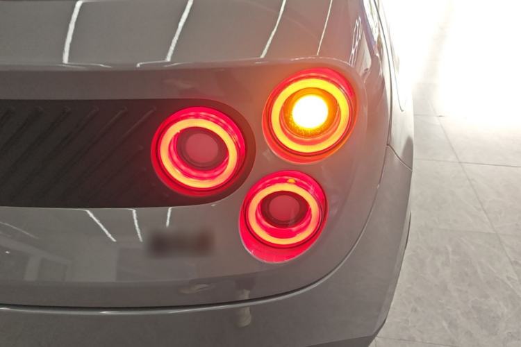 Used firefly 2025 Free Edition Right Rear Taillight