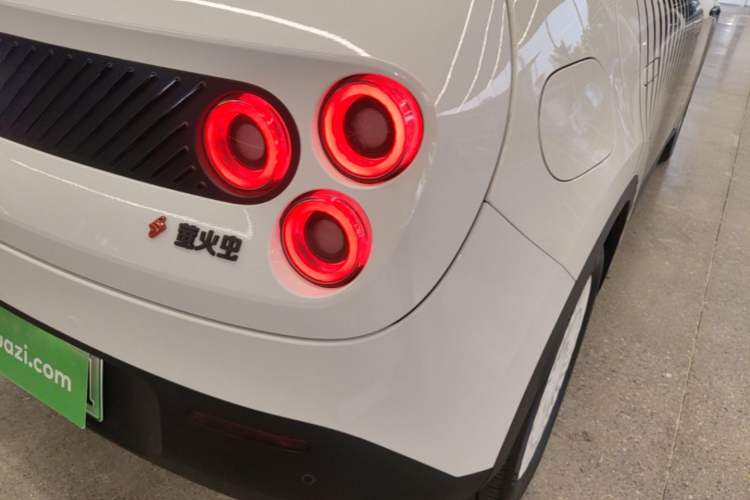 Used firefly 2025 Night Creature Special Edition Right Rear Taillight