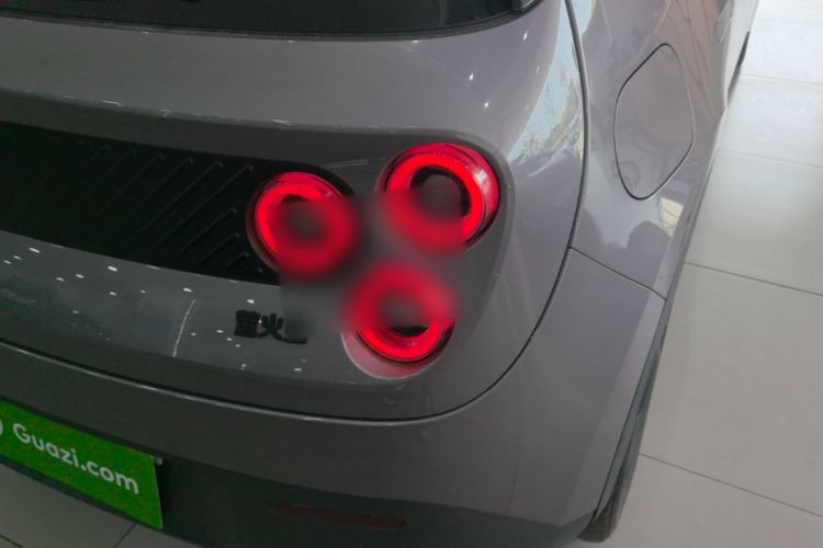 Used firefly 2025 Illuminated Edition Right Rear Taillight