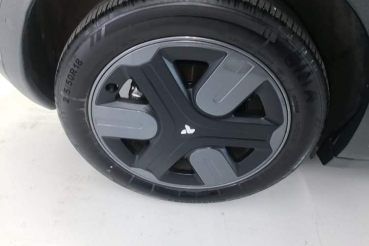 Used firefly 2025 Free Edition Right Rear Wheel Hub