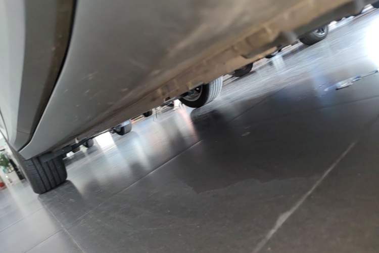 Used firefly 2025 Free Edition Right Side Sill