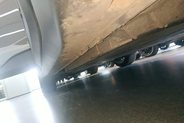 Used firefly 2025 Free Edition Right Side Sill