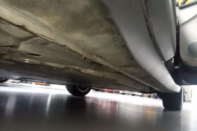 Used firefly 2025 Free Edition Right Side Sill