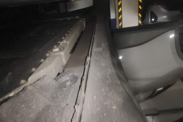 Used firefly 2025 Free Edition Right Side Sill