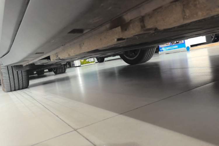 Used firefly 2025 Illuminated Edition Right Side Sill