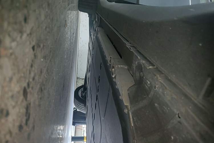 Used firefly 2025 Free Edition Right Side Sill