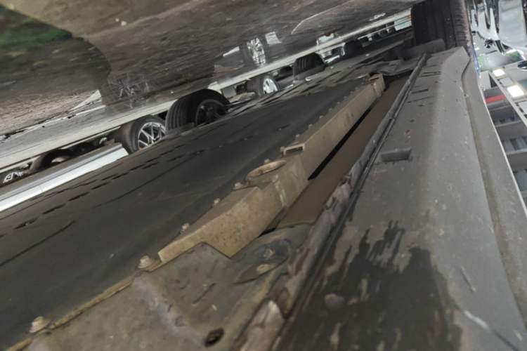 Used firefly 2025 Illuminated Edition Right Side Sill