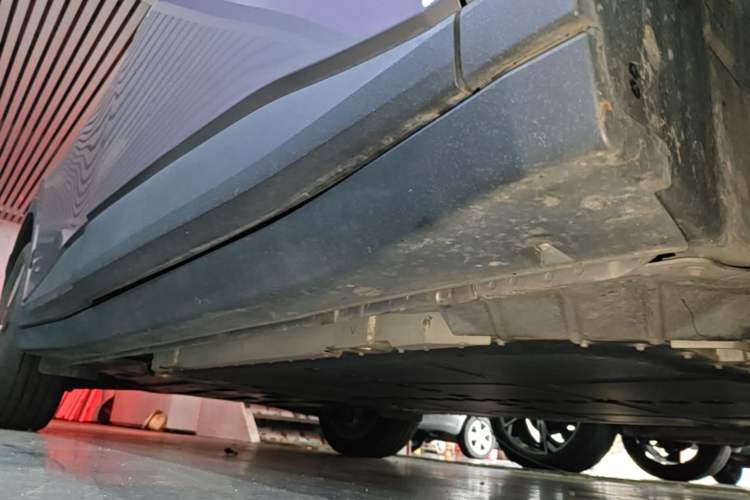 Used firefly 2025 Free Edition Right Side Sill