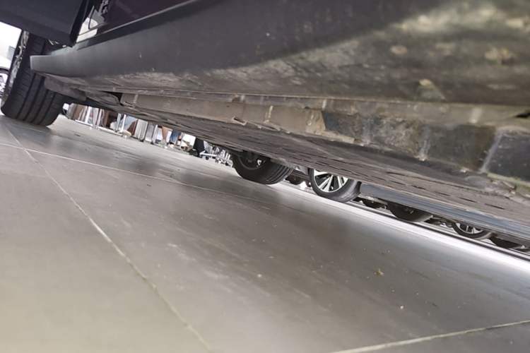 Used firefly 2025 Free Edition Right Side Sill