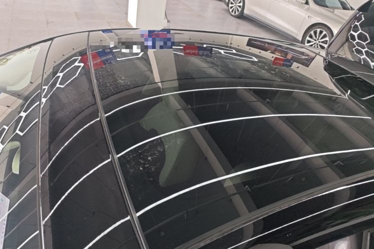 Used firefly 2025 Illuminated Edition Roof