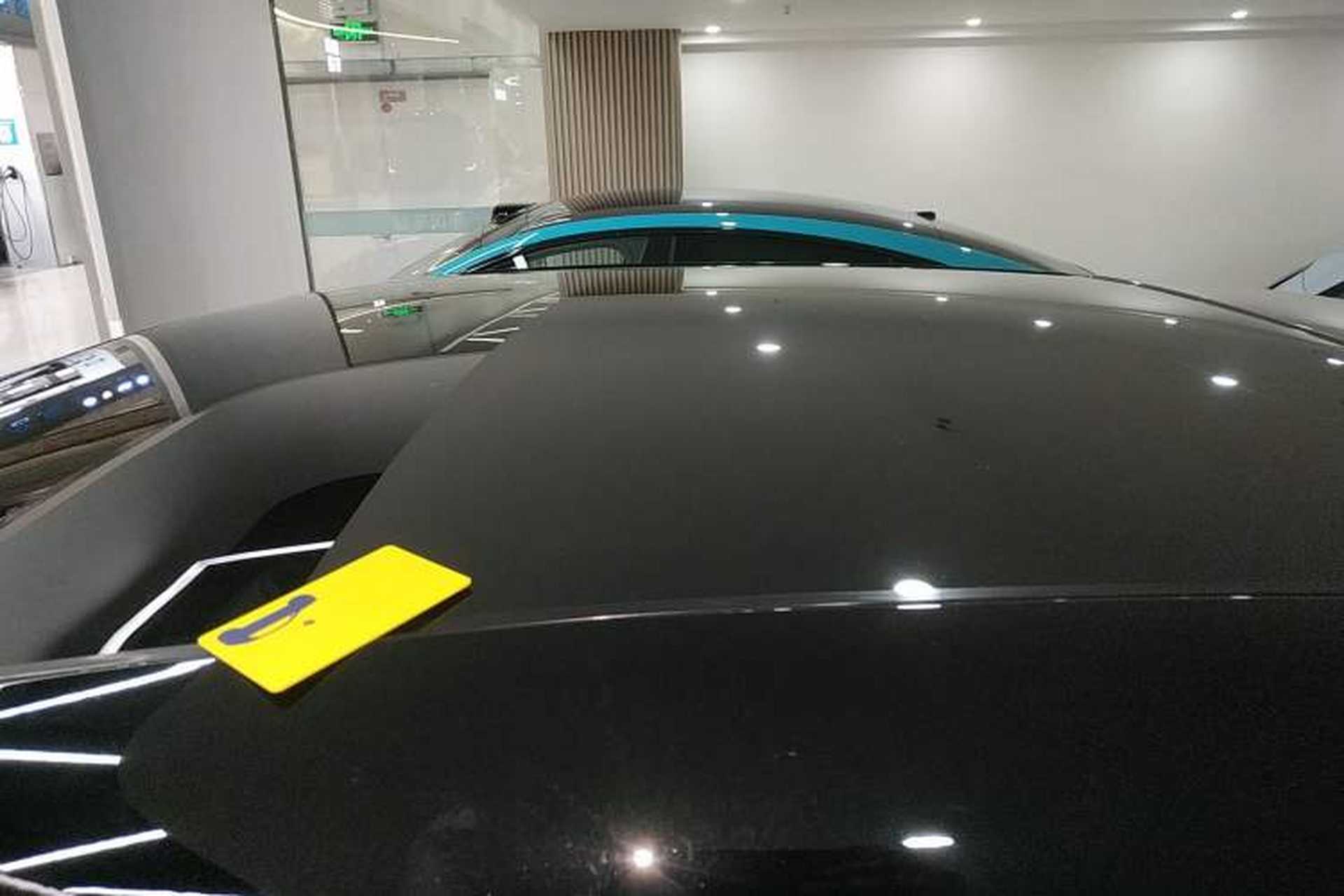 Used firefly 2025 Illuminated Edition Roof
