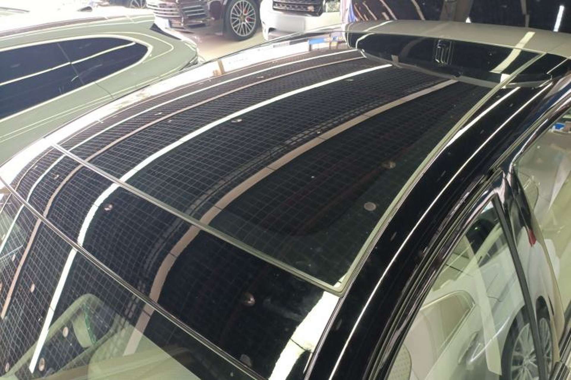 Used firefly 2025 Illuminated Edition Roof