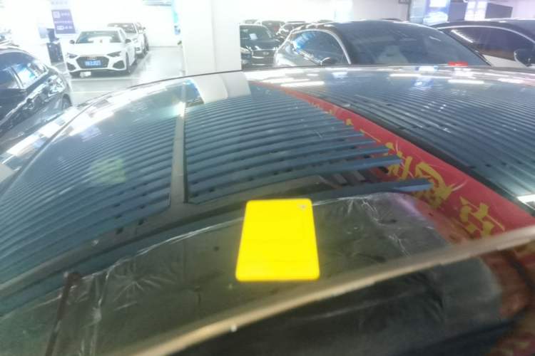 Used firefly 2025 Illuminated Edition Roof