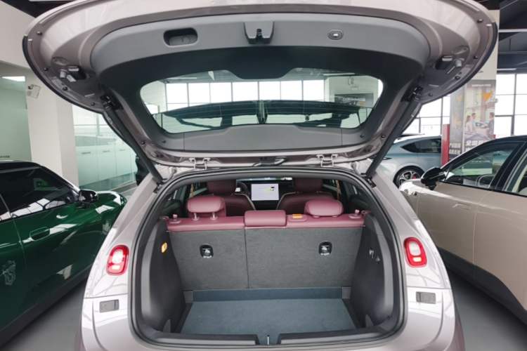 Used firefly 2025 Free Edition Trunk