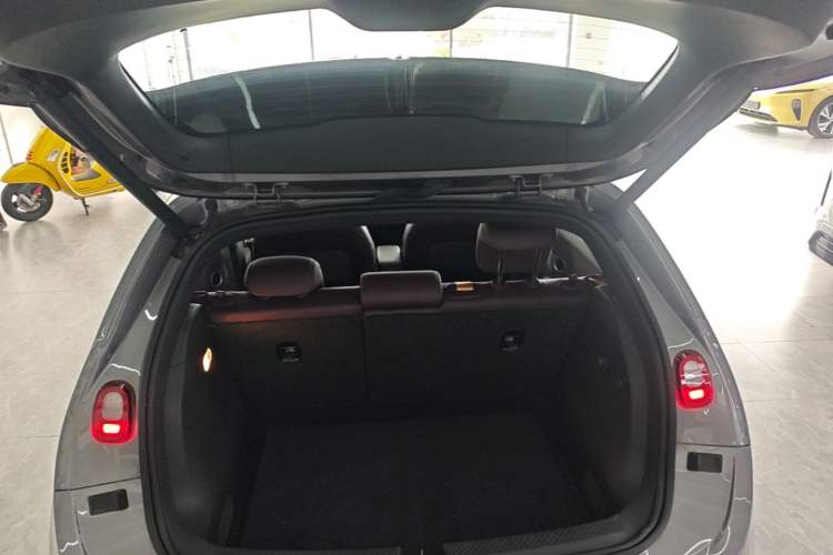 Used firefly 2025 Free Edition Trunk